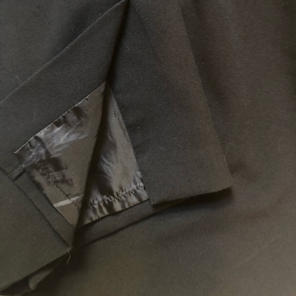 The Limited Pencil Skirt - Picture 3 of 3